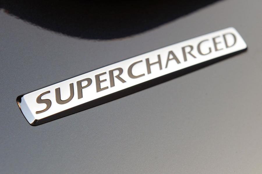  Jaguar XF Supercharged 2012 года  (фото 43 из 65)